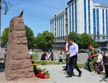 У Кропивницькому вшанували пам’ять жертв політичних репресій (ФОТО) фото 1