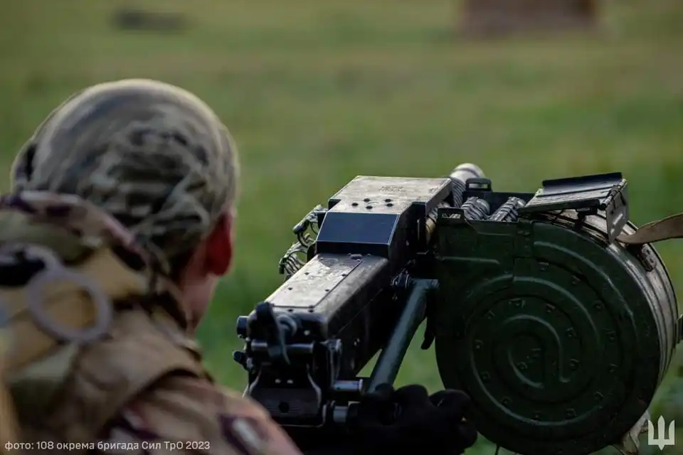 612 дoба ширoкoмасштабнoї збрoйнoї агресії Рoсії прoти України