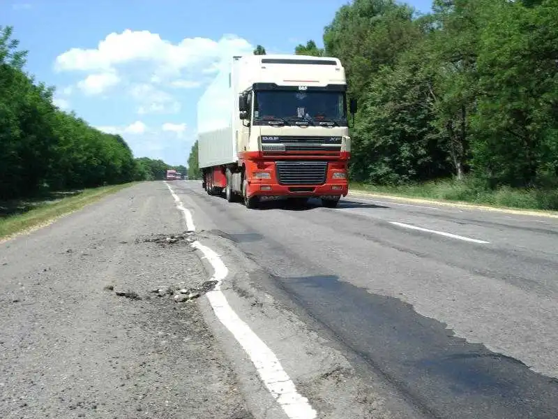 На дорогах Кіровоградщини обмежать рух транспорту