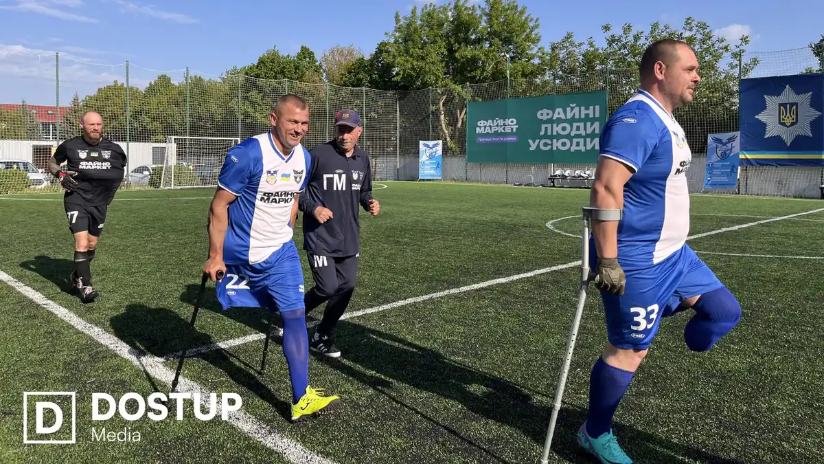 "Тут команда, тут мій дух, тут мої хлопці": як на Кіровоградщині ветерани війни грають в ампфутбол