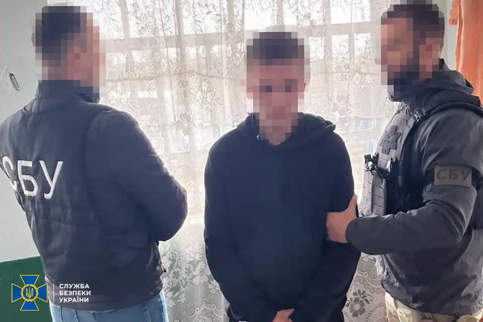 21-річного хлопця з Кіровоградщини підозрюють у підпалі авто військових