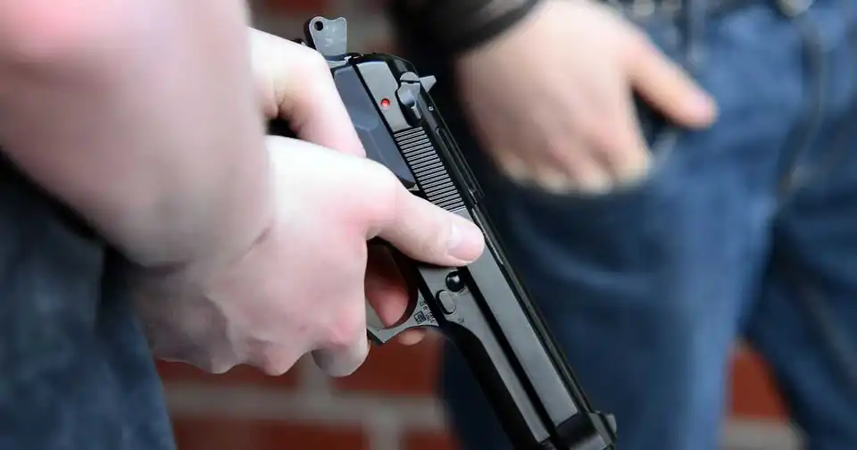 26-річний чоловік із Кропивницького стpіляв у іноземця фото 1