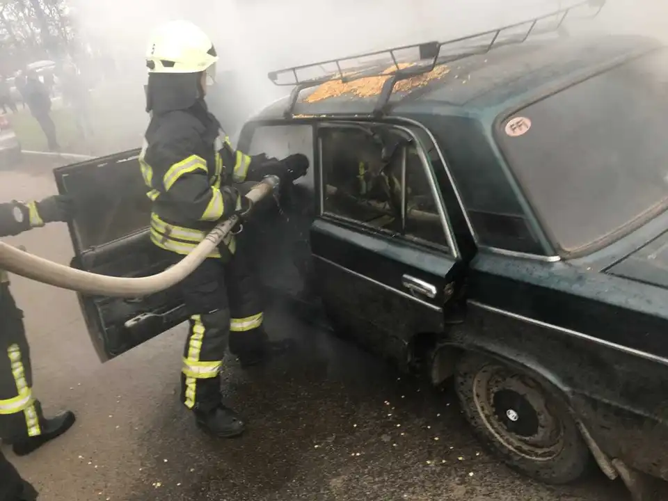 У Кропивницькому протягом дня горіли дві автівки (ФОТО)
