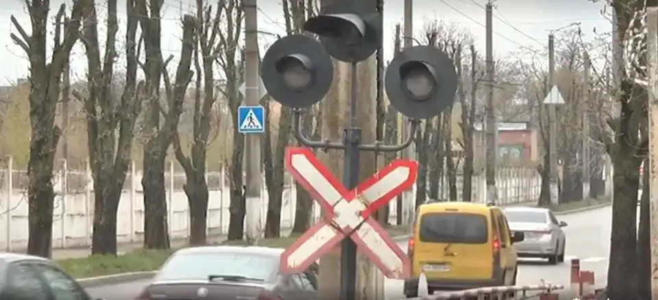 У Кропивницькому оштрафували утримувача залізничного переїзду (ВІДЕО) фото 1
