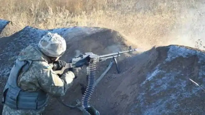 Українські військові відповіли бойовикам в Луганському вогнем на ураження, втрати найманців підраховуються (ВІДЕО)