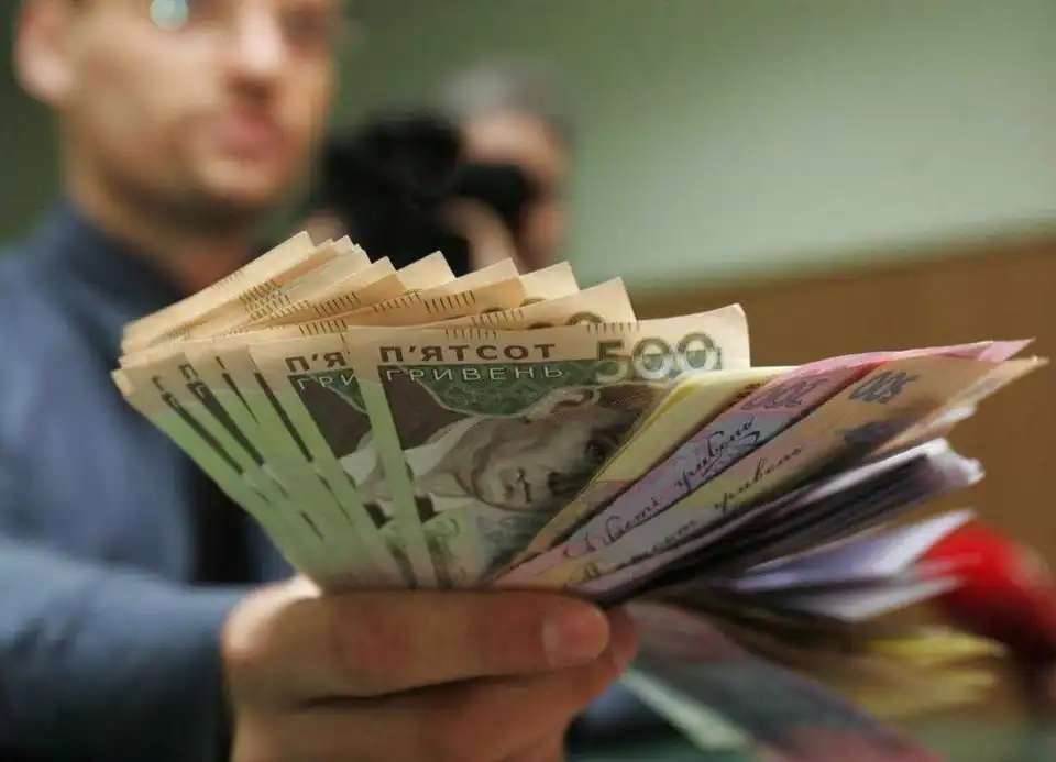 Кіровоградщина: фахівці розповіли, кому роботодавці готові платити від 15 до 25 тисяч гривень фото 1