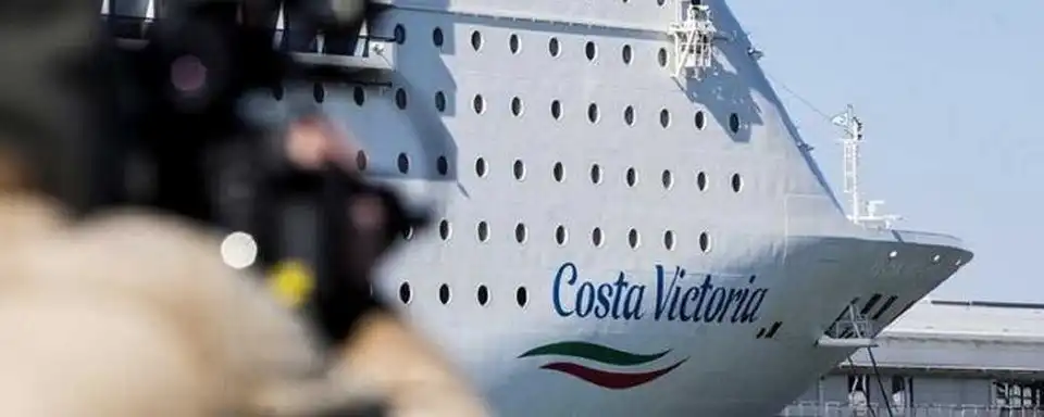 Кропивничани з круїзного лайнера, де виявили коронавірус, повертаються в Україну