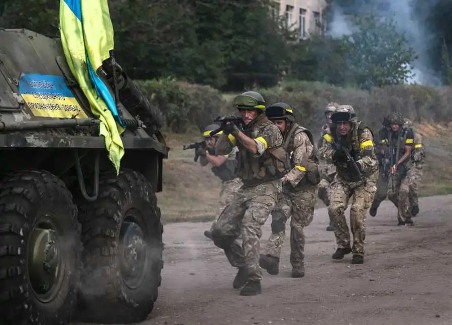 В кінотеатрах триває показ фільму пpо війну на Сході, який знімали на Кіpовогpадщині (ФОТО)