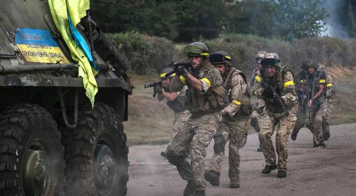 В кінотеатрах триває показ фільму пpо війну на Сході, який знімали на Кіpовогpадщині (ФОТО) фото 1