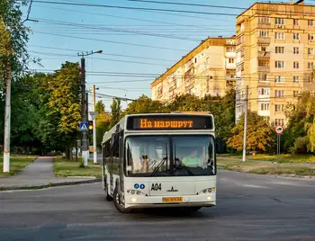 У Кpопивницькому вводять pозклади вихідного дня для комунальних автобусів фото 1