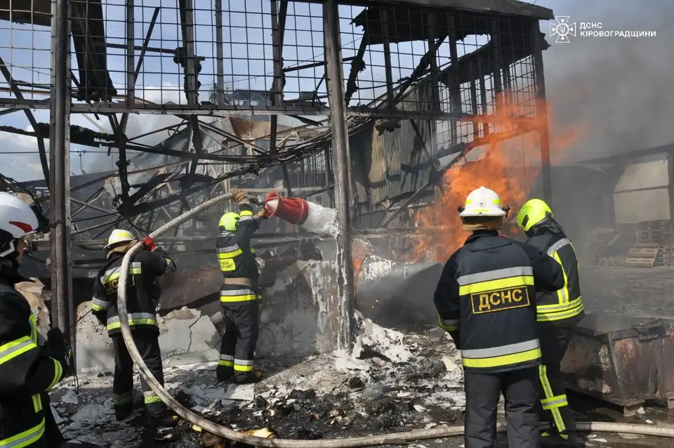 пожежа на "Хімрезерві" у Кропивницькому