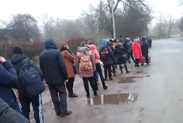 У міськраді Кропивницького прокоментували ситуацію з чергами на зупинках фото 1