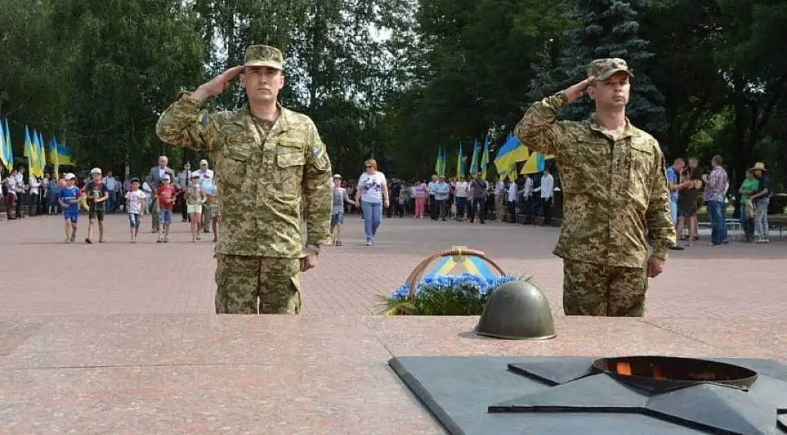 Кропивничан запрошують вшанувати пам'ять загиблих у Другій світовій та на Сході фото 1