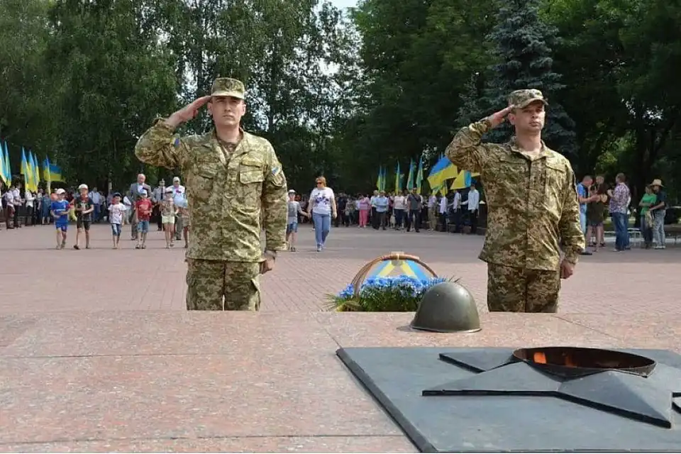 Кропивничан запрошують вшанувати пам'ять загиблих у Другій світовій та на Сході