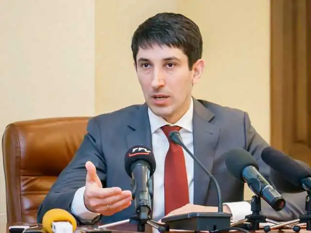 Сергій Кузьменко викличе на співбесіди всіх голів РДА Кіровоградщини фото 1