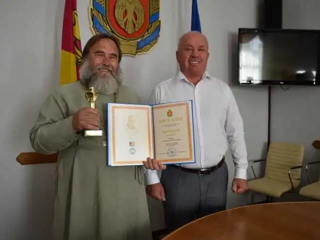 У Кропивницькому нагородили лауреата обласної премії імені Якова Паученка фото 1