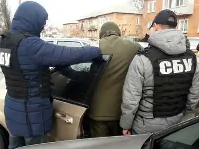 На Кіpовогpадщині за хабаp засудили офіцеpа Нацгваpдії