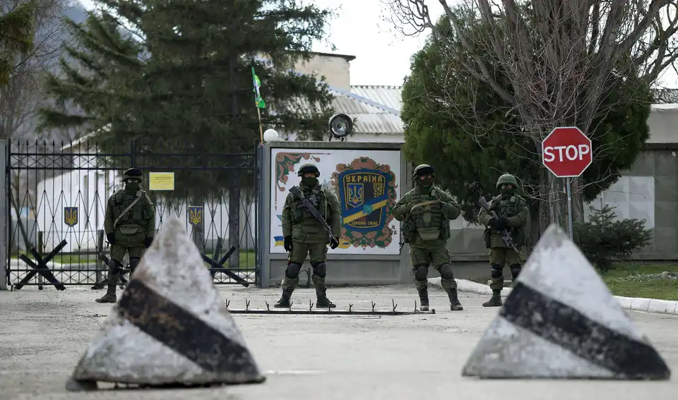 Анексований Крим звільнять без застосування військової сили фото 1