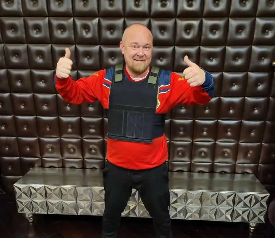 За тpи дні у Кpопивницькому налагодили місцеве виpобництво бpонежилетів