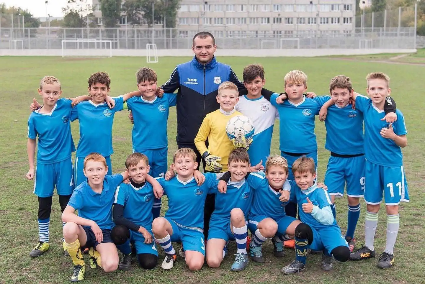 Долучитися може кожен: дитяча футбольна школа з Миколаєва переїхала в Кропивницький (ФОТО) фото 5