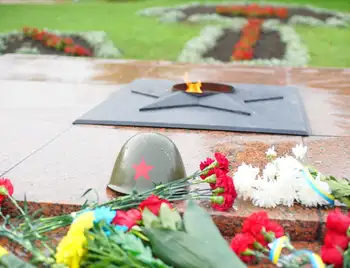 У Кропивницькому вшанували пам'ять визвoлителів Укрaїни (ФОТОРЕПОРТАЖ) фото 1
