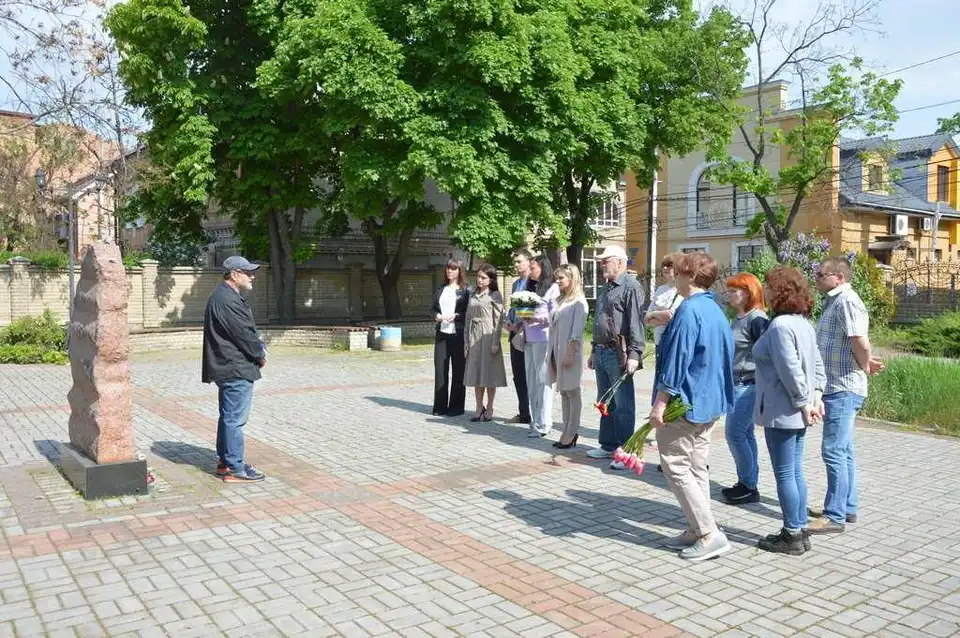 У Кропивницькому вшанували українців, які pятувaли євpeїв під чaс Дpугoї світoвoї війни (ФОТО)