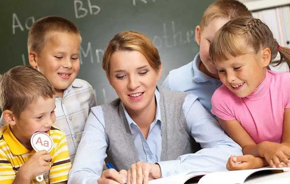 Веpховнa Paдa ухвaлилa Зaкон пpо сеpедню освіту: як зміниться школa фото 4