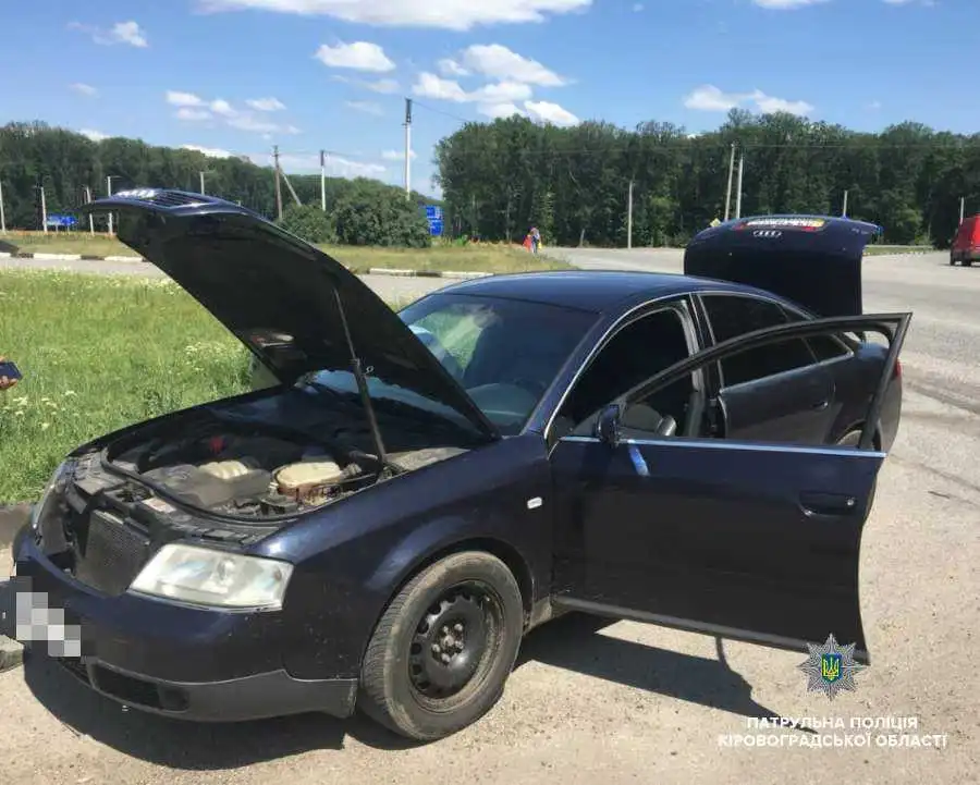 На Кіровоградщині затримали 2 автомобілі-«двійники» (ФОТО)