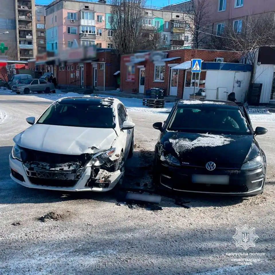 два Volkswagen зіткнулись в ДТП у Кропивницькому