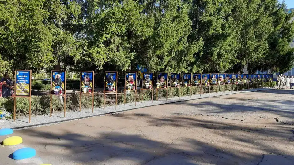 Алею пам’яті відкрили у селищі на Кіровоградщині