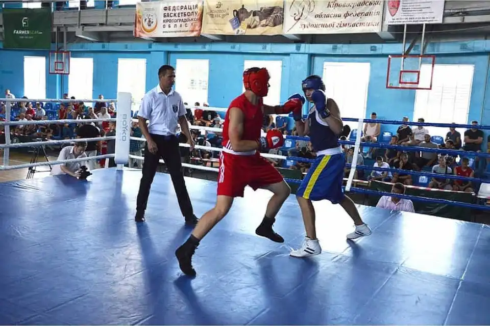 Чемпіонат України з боксу серед юніорів стартував у Кропивницькому (ФОТО) фото 1
