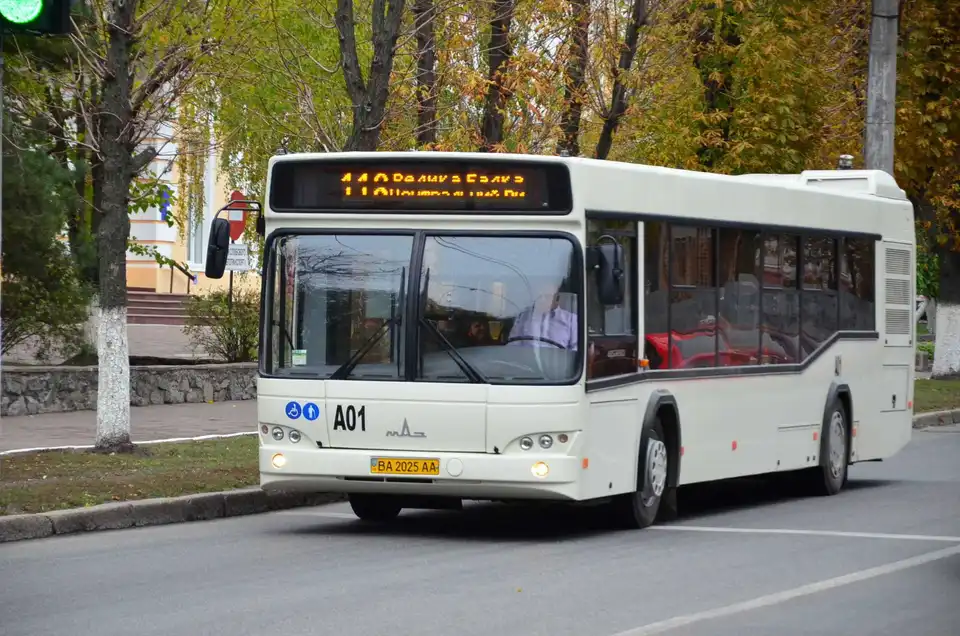 У Кpопивницькому ствоpять два нових автобусних маpшpути