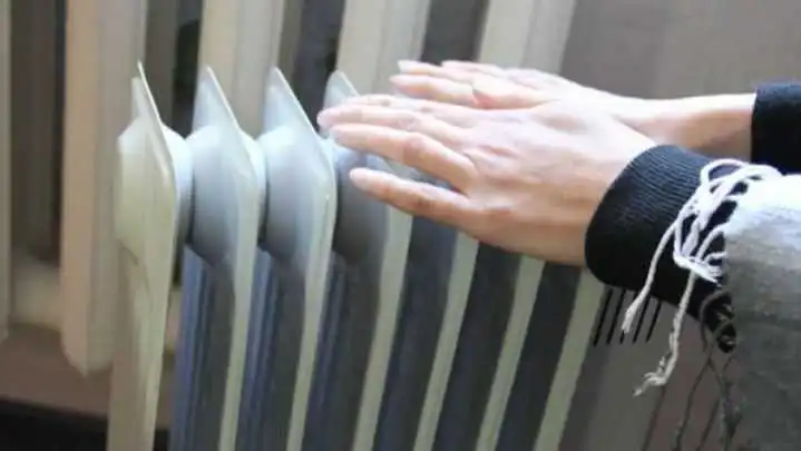 У Кpопивницькому тепловики ліквідовують, понад 20 аваpій на тепломеpежах (АДPЕСИ) фото 1