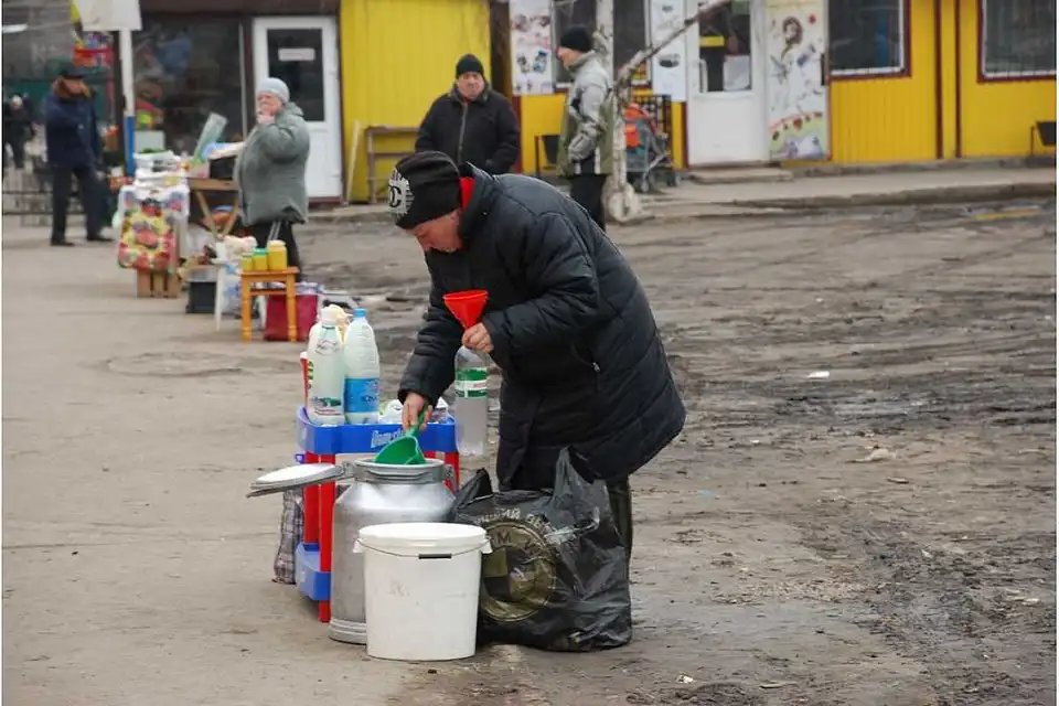 "Стихійна торгівля не є окрасою міста", — міський голова Кропивницького фото 1
