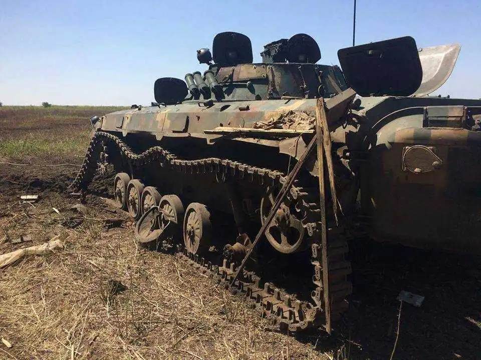 ЗСУ відбили атаку бойовиків, знищивши кількадесят терористів та техніку (ФОТО)