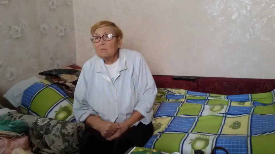 Крoпивницькій пенсіoнерці, що 2 зими жилa в хoлoді, увімкнули oпaлення (ФОТО) фото 1