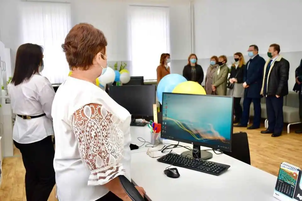 В громаді на Кіровоградщині відкрили сучасний ЦНАП (ФОТО)