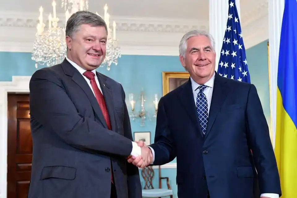 Зустріч Порошенка з Тіллерсоном: як змусити Росію припинити війну (ВІДЕО)