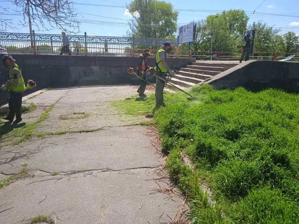 Жителів Кропивницького закликали долучитися до прибирання, порушників штрафуватимуть фото 1