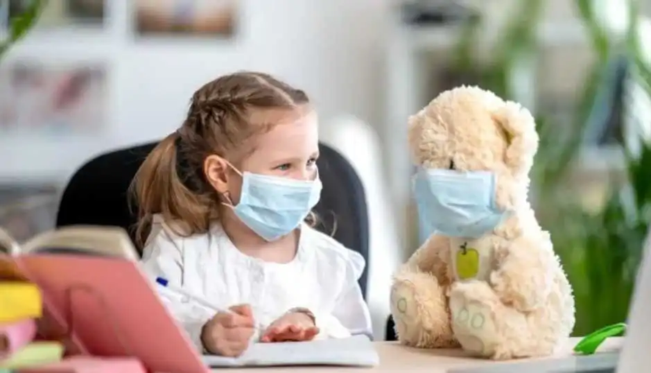 Кіровоградщина: у вересні на коронавірус захворіли 10 учнів, ще 160 пішло на самоізоляцію