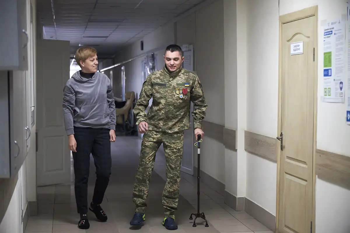 Олександр Циганенко з матір'ю