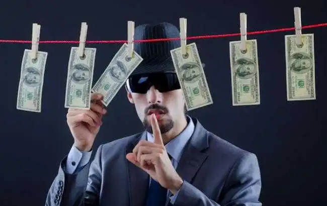 Бізнесмен з Кіровоградщини вигадав схему ухилення від податків і «заробив» 4 млн. фото 1