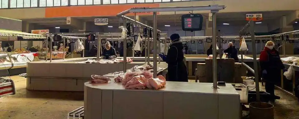 Колгоспний ринок у Кропивницькому перевірили на дотримання правил карантину (ВІДЕО)