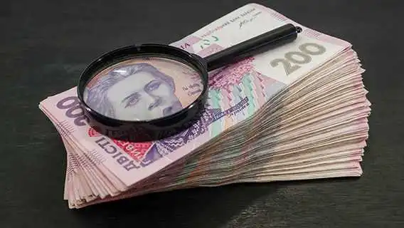 Ексбухгалтерку вишу з Кропивницького підозрюють у привласненні майже 9 мільйонів грн фото 1