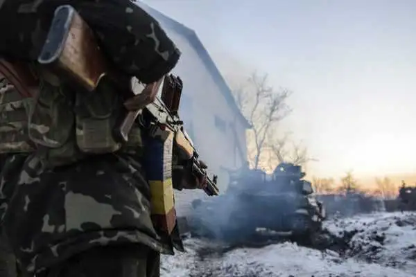 Бійці ЗСУ «на плечах» бойовиків увірвалися на їх позиції під Авдіївкою, втрати – поранені, вбиті та полонений (ВІДЕО) фото 1