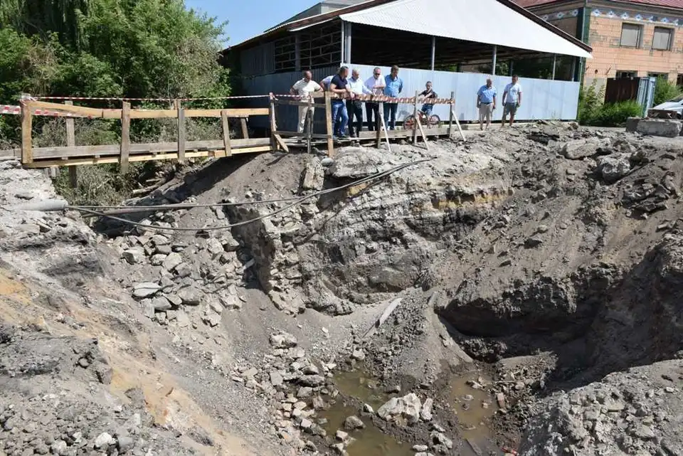 У місті на Кіровоградщині розпочали реконструкцію дамби (ФОТО)
