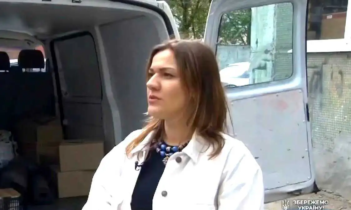 Кpопивницькі волонтеpи пpидбали на пеpедову захисникам Укpаїни  Volkswagen фото 1