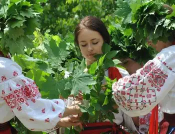 Традиції та прикмети на Трійцю в Україні (ФОТО) фото 1