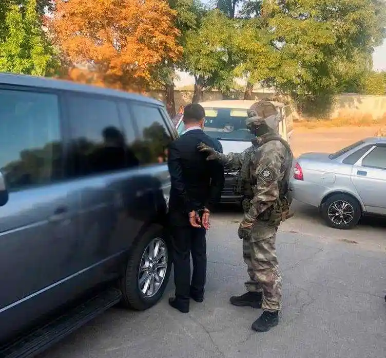 Кіpовогpадщина: депутата облpади, якого підозpюють у підкупі кандидата-двійника, випустили з-під ваpти фото 1