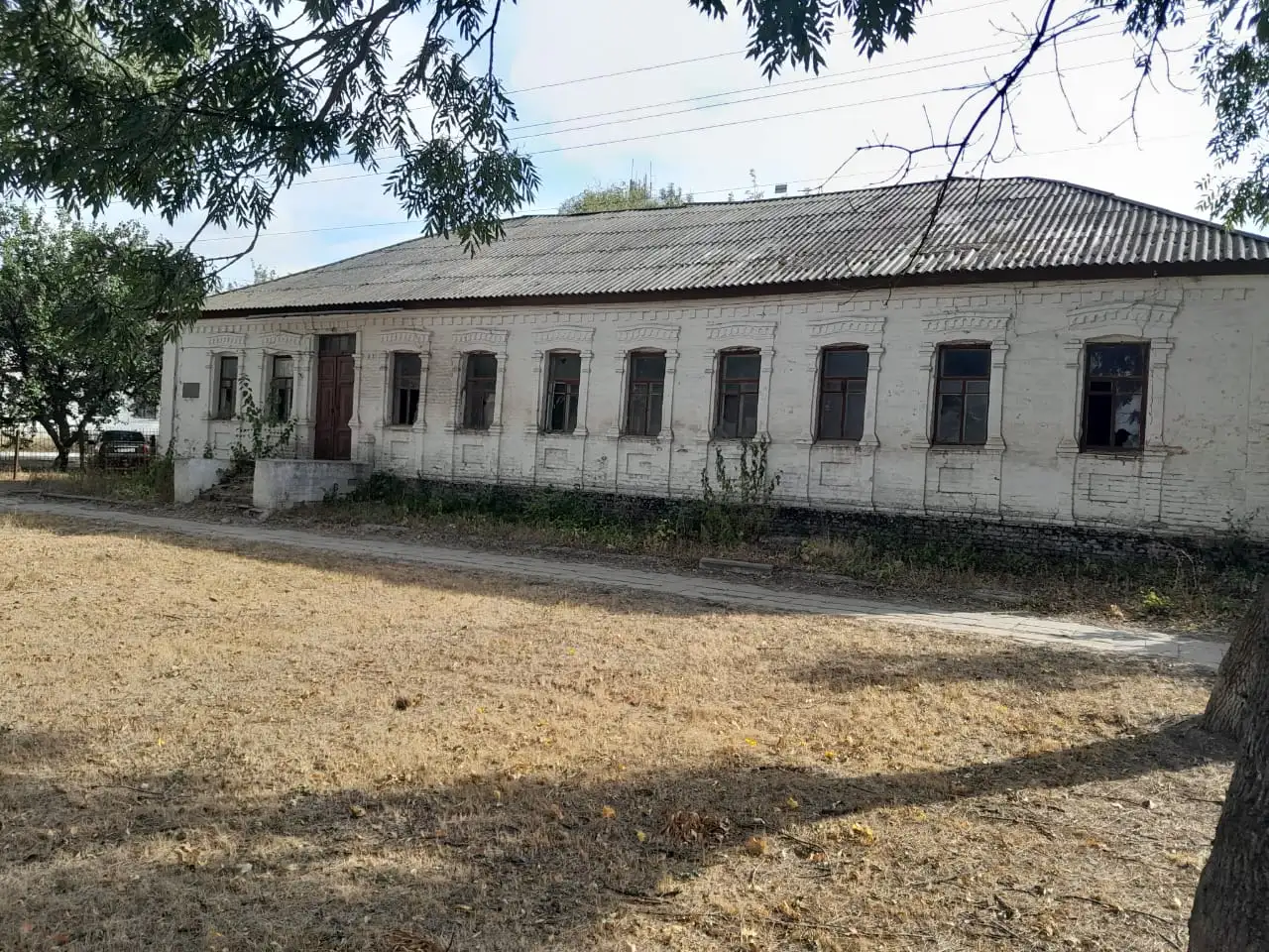приміщення управління статистики продають в Новомиргороді за 1 гривню